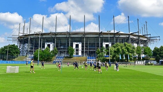 Blick auf das Volksparkstadion des HSV © Witters 