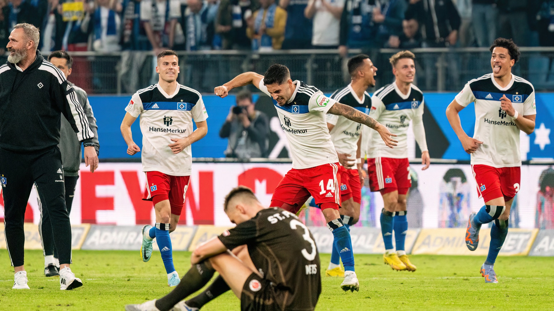 HSV genießt den Derbysieg – Walter und Hürzeler im Trainerzwist