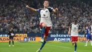 HSV-Spieler Laszlo Benes feiert seinen Treffer beim 3:0 gegen Hertha BSC. © Imago images 