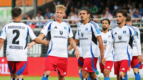 Die Fußballer des HSV ©  IMAGO/Fotostand Foto: Van der Velden