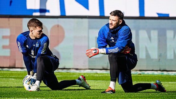 Die beiden Torhüter des HSV, Matheo Raab (l.) und Daniel Heuer Fernandes © picture alliance / Eibner-Pressefoto 