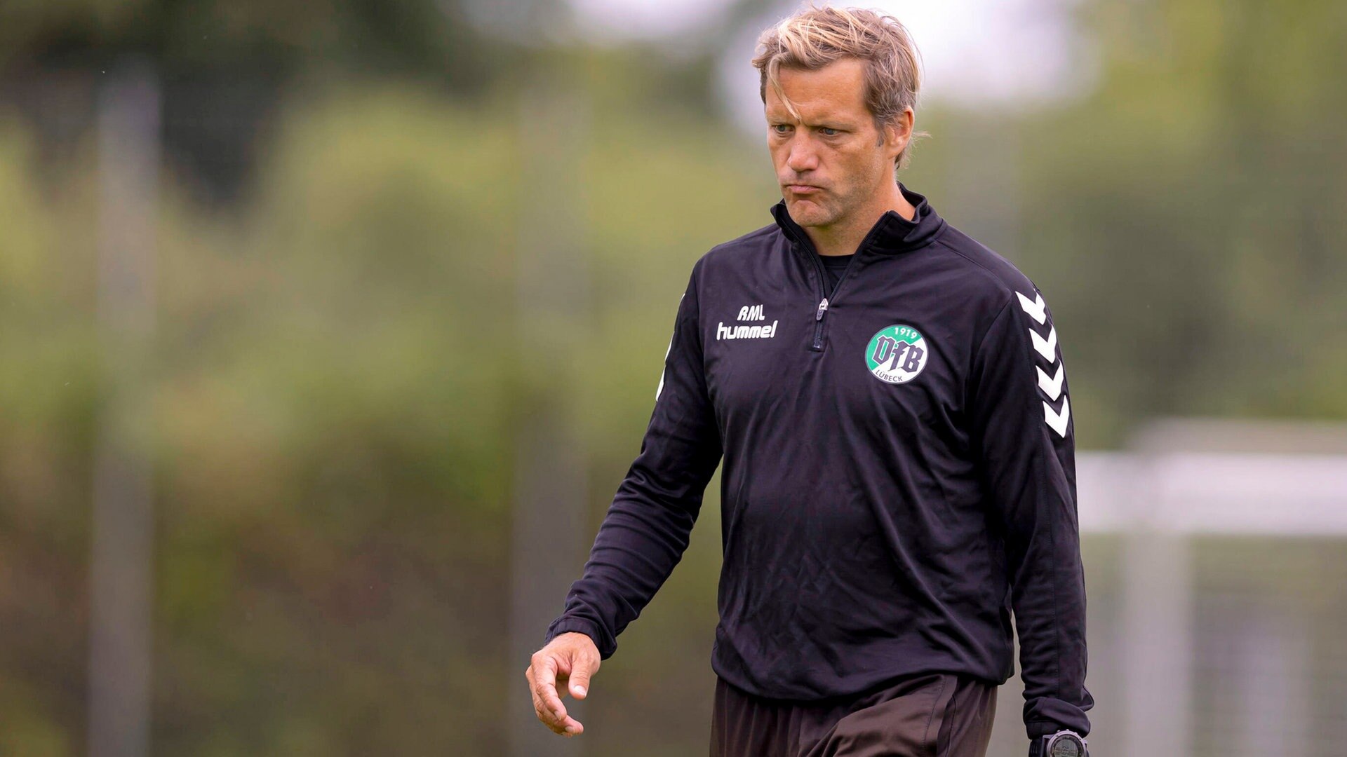 Dritte Liga Trainerteam Des Vfb Lubeck In Quarantane Ndr De Sport Fussball