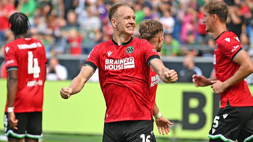 Hannover 96 Havard Nielsen blüht als Mittelstürmer wieder auf NDR.de