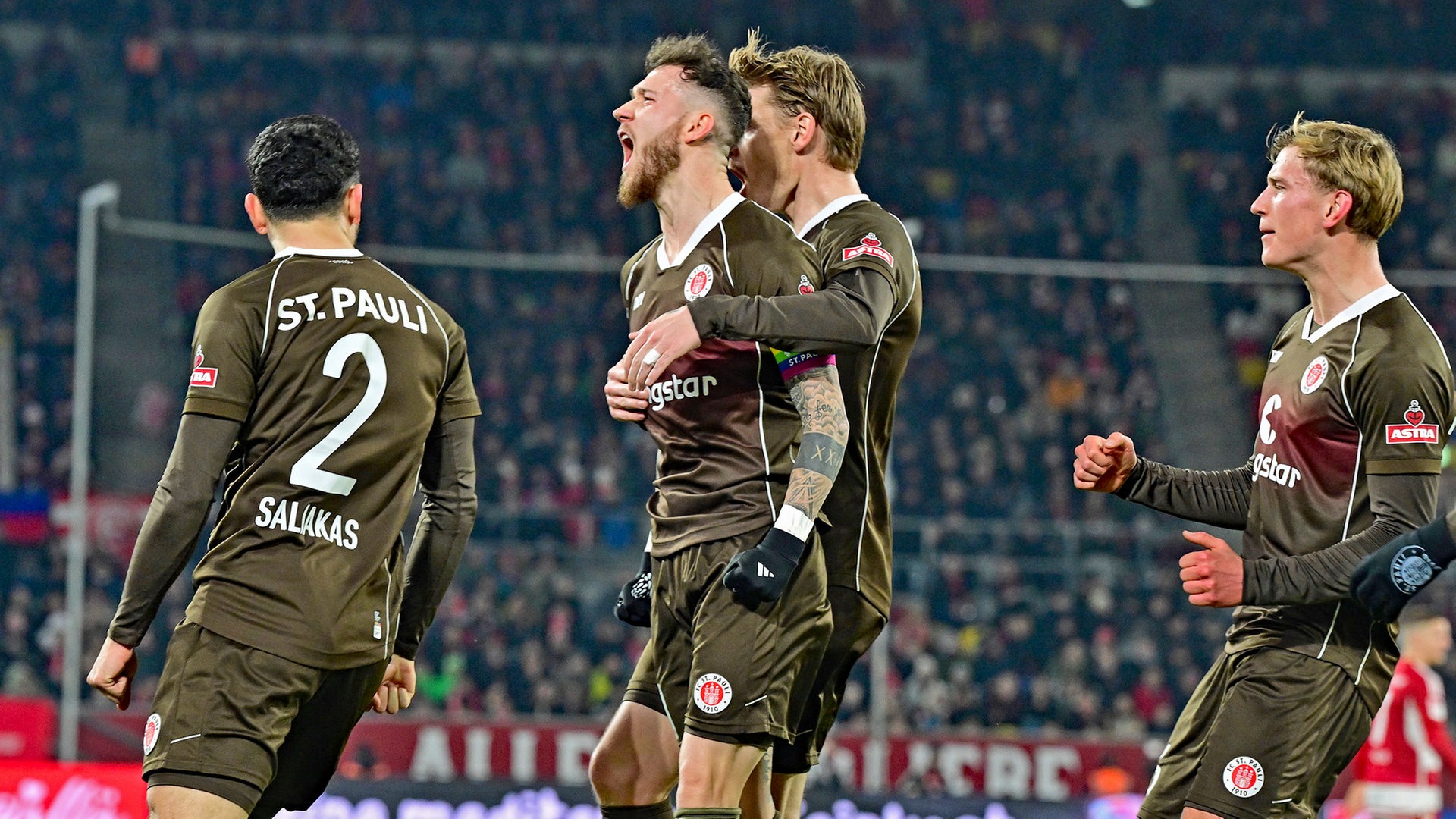 Mit Können und ein bisschen Zittern: FC St. Pauli siegt in Düsseldorf