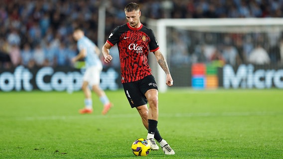 Siebe Van der Heyde im Trikot von RCD Mallorca © IMAGO / Aflosport 