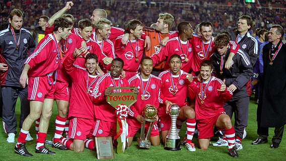 Weltpokalsieger 2001: Bayern München © imago / HJS 