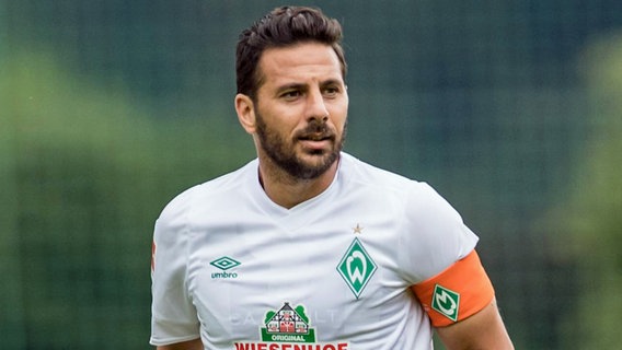 Claudio Pizarro von Werder Bremen © imago images / Nordphoto 