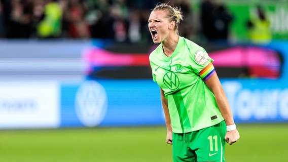 Jubel bei Alexandra Popp vom VfL Wolfsburg © IMAGO / Beautiful Sports 