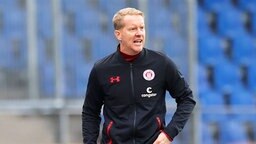 Trainer Timo Schultz vom FC St. Pauli