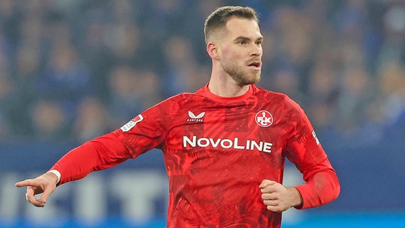 Verteidiger Boris Tomiak im Trikot des 1. FC Kaiserslautern © IMAGO / DeFodi Images 