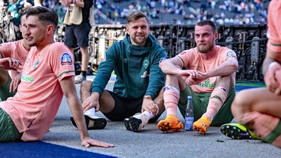 Die Stürmer Niclas Füllkrug (l.) und Marvin Ducksch von Werder Bremen © IMAGO/nordphoto Foto: Teresa Kroeger