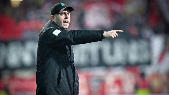 Werder Bremens Trainer Ole Werner © IMAGO / osnapix 