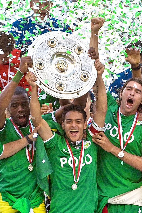 Vfl Wolfsburg Deutscher Meister : VfL Wolfsburg - FC Bayern München ...