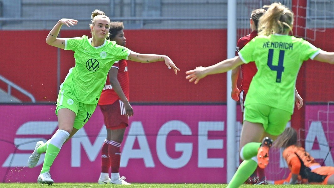 Beim Fc Bayern Wolfsburgs Fu Ballerinnen Erneut Im Pokal Finale Ndr De Sport Fu Ball