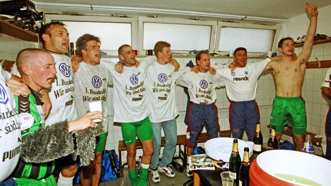 25 years ago: when VfL Wolfsburg stormed into the Bundesliga |  NDR.de – Sports