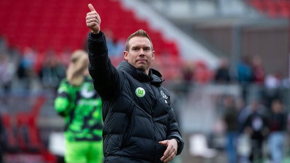 Tommy Stroot, Trainer der Frauen des VfL Wolfsburg © imago images / Eibner 