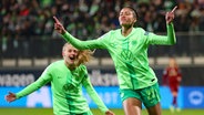 Fußballerin Sveindís Jónsdóttir vom VfL Wolfsburg jubelt © IMAGO/regios24 Foto: Darius Simka