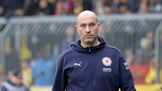 Braunschweigs Trainer Daniel Scherning © Imago Images 