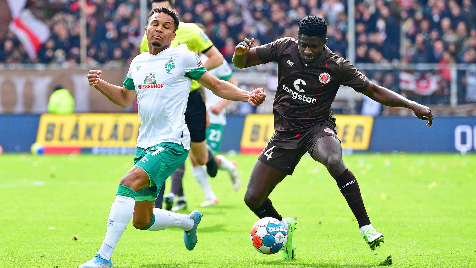 Remis im Zweitliga-Topspiel: Werder Bremen bleibt vor St. Pauli