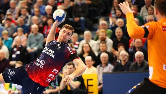 Handball Flensburg Souveran Burgdorf Geschlagen Ndr De