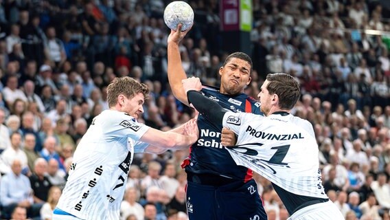 THW Kiel Gewinnt Derby Gegen Die SG Flensburg-Handewitt | NDR.de ...