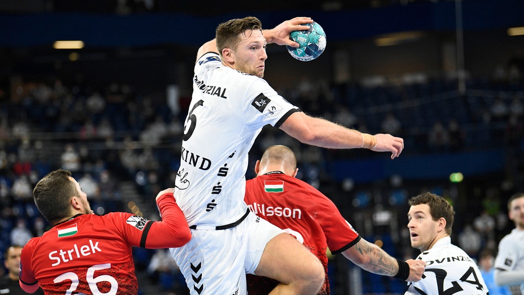 Champions League: THW Kiel verpasst Sieg gegen Veszprém | NDR.de