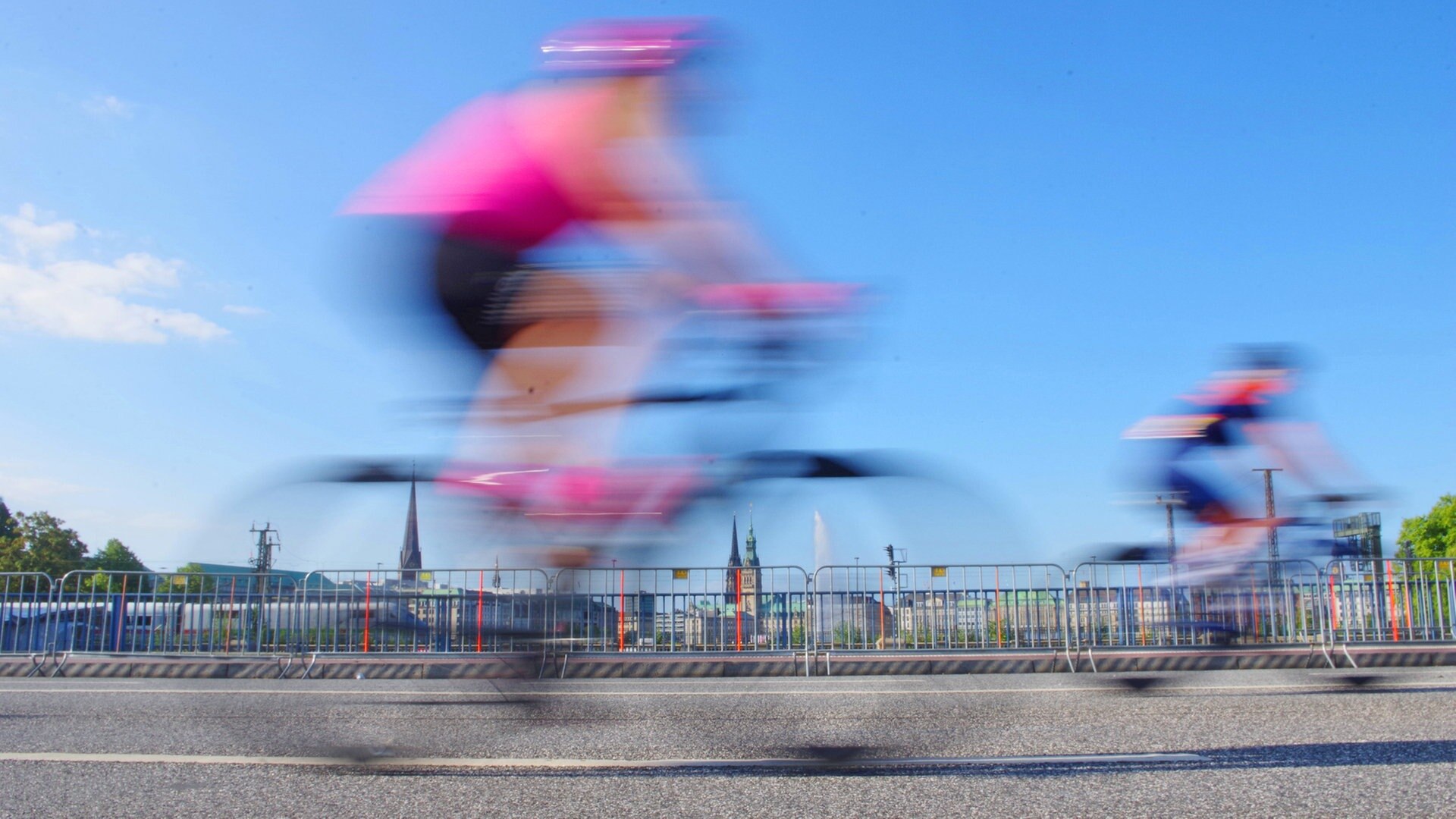 Cyclassics 2023: Heute viele Straßen in Hamburg gesperrt