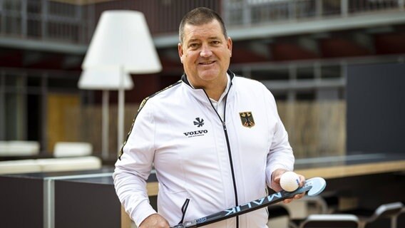 DHB-Sportdirektor Martin Schultze im Portrait © IMAGO 