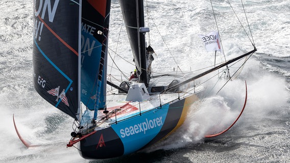 Die Malizia - Seaexplorer in hoher See © Jean Marie Liot I IMOCA I Team Malizia 