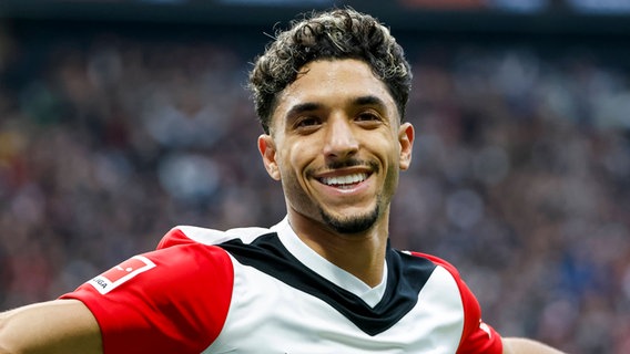 Omar Marmoush von Eintracht Frankfurt © IMAGO/Steinsiek Foto: Grant Hubbs