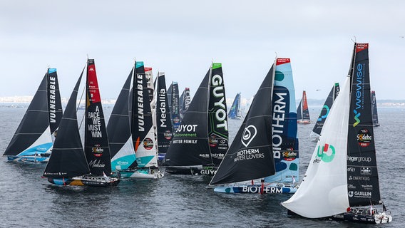 Der Start der Vendée Globe 2024 mit der Malizia von Boris Herrmann © Jean Marie Liot I Vendée Globe 