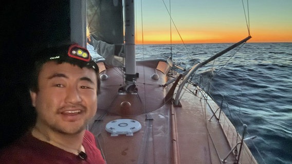 Sonnenuntergang im Südatlantik, aufgenommen von der Imoca-Yacht "Singchain Team Haiku" während der Vendée Globe. © Jingkun Xu / Vendée Globe 