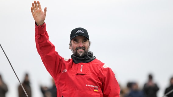 Boris Herrmann auf seiner Malizia in Les Sables-d'Olonne © Olivier Blanchet / Alea 