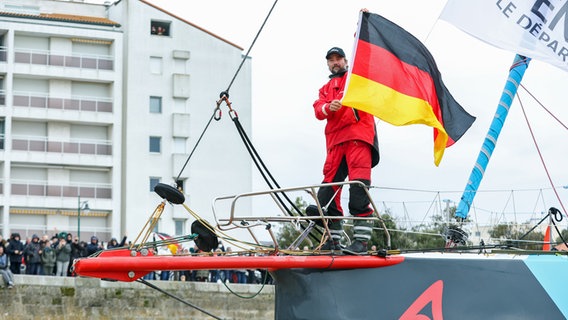 Boris Herrmann auf seiner Malizia in Les Sables-d'Olonne © Olivier Blanchet / Alea 