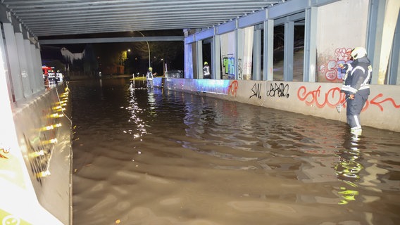 Starkregen beschäftigt Einsatzkräfte in SH © Florian Sprenger Foto: Florian Sprenger