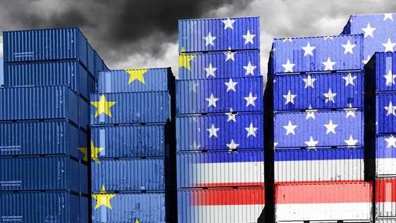 Gestapelte Container mit europäischer und us-amerikanischer Flagge - Fotomontage © picture alliance / CHROMORANGE Foto: Christian Ohde