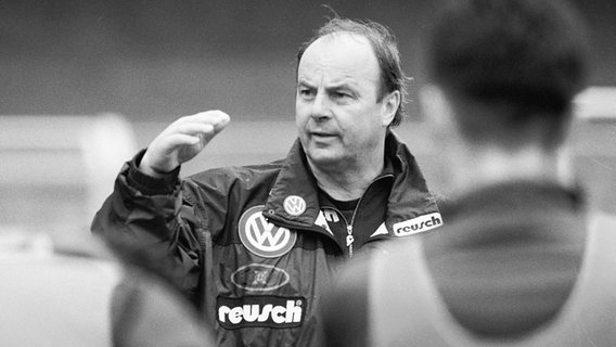 Trainer Gerd Roggensack (Foto aus dem Jahr 1995) © IMAGO / Rust 